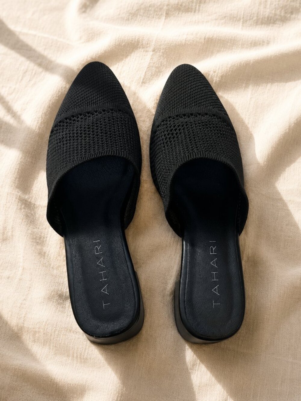 Tahari Santorini Open Knit Pointed Toe Mule Block Heel Black Women's 7.5 - Picture 3 of 8